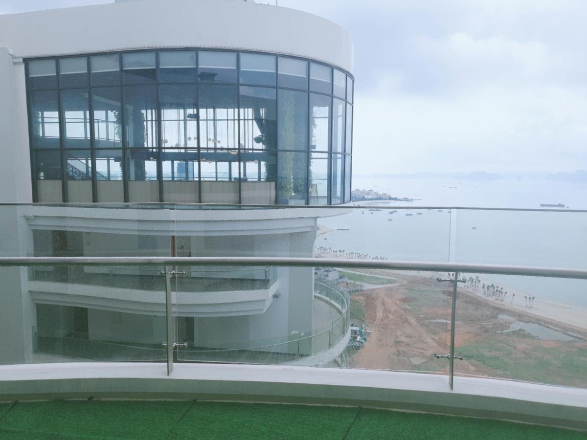 Citadines Marina Ha Long Apartamento Exterior foto